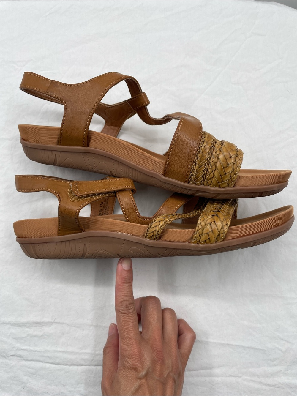 NEW! BareTraps JALEN Braided-Strap Comfort Sandals. 11W. - Picture 12 of 16